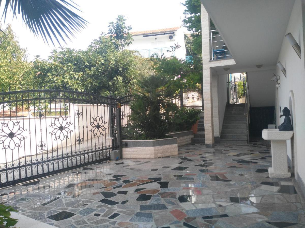 Villa Mira Trogir Exteriér fotografie