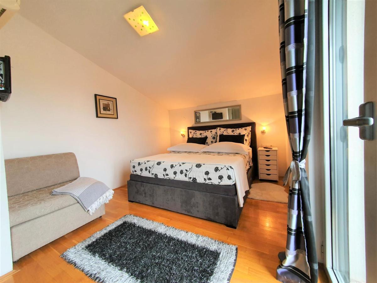 Villa Mira Trogir Exteriér fotografie