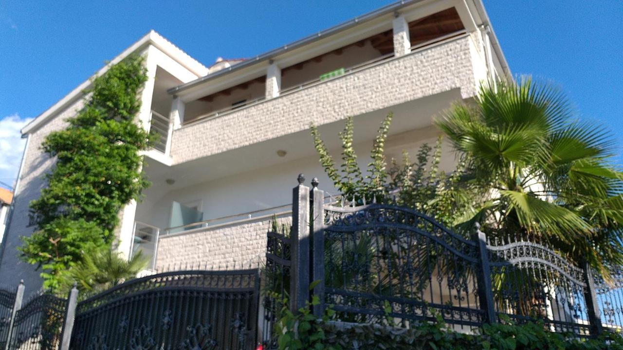 Villa Mira Trogir Exteriér fotografie